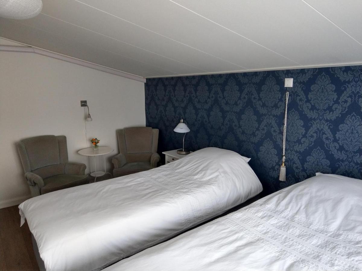 B&B De Blauwe Tulp Noord-Scharwoude Exterior photo